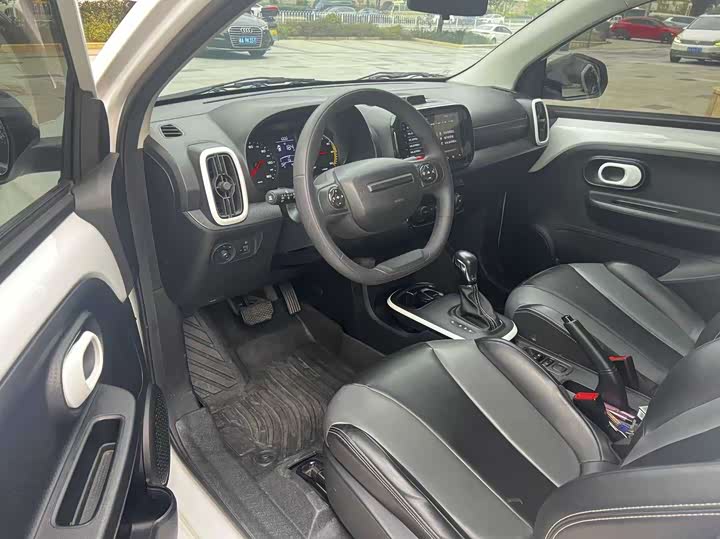 Фото 8 - Roewe Clever