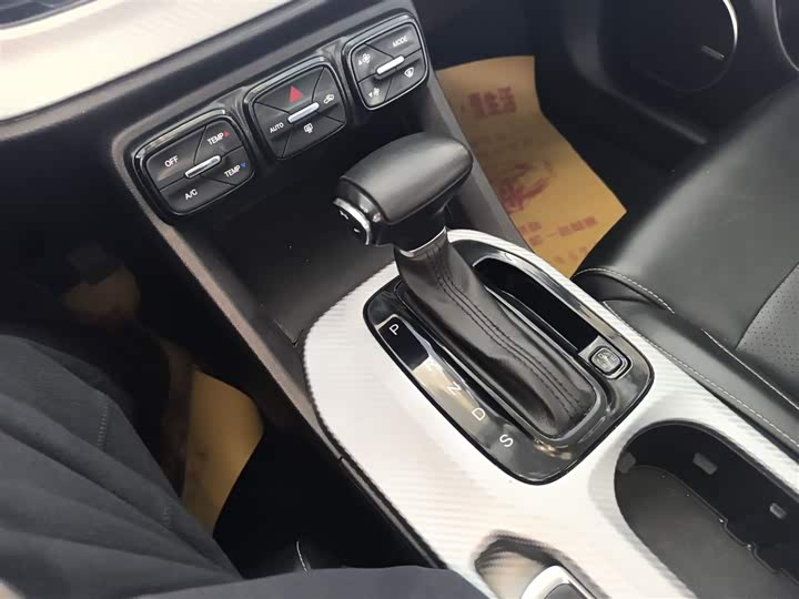 Фото 14 - GAC Trumpchi GS3