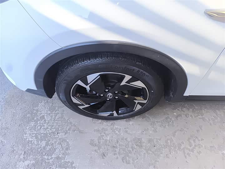 Фото 23 - GAC Trumpchi GS3