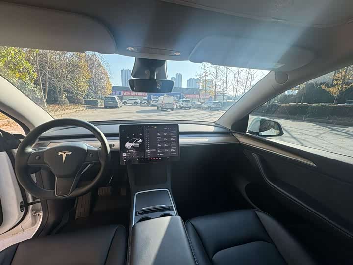 Фото 5 - Tesla Model Y