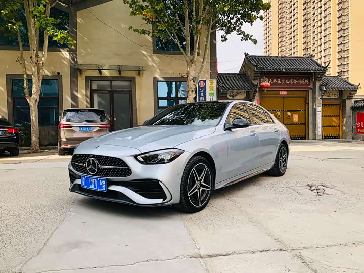 Фото 1 - Mercedes-Benz C-Class