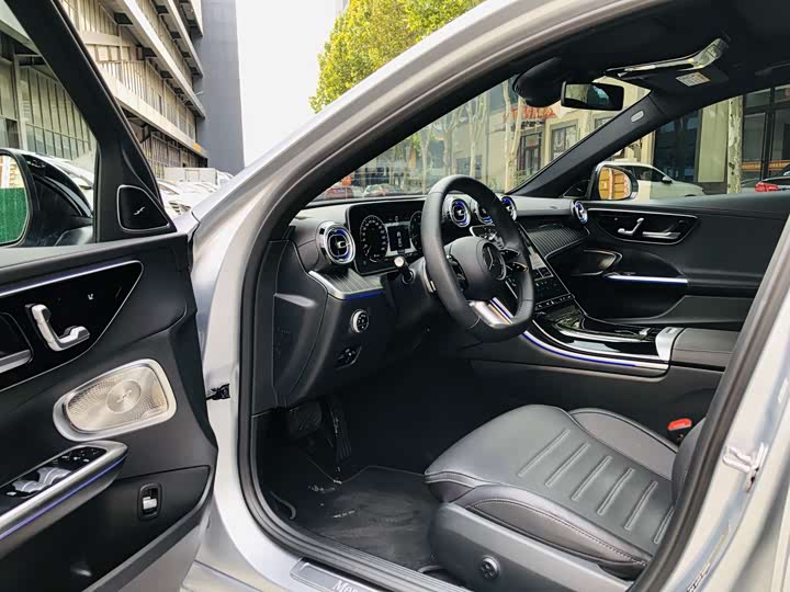 Фото 9 - Mercedes-Benz C-Class