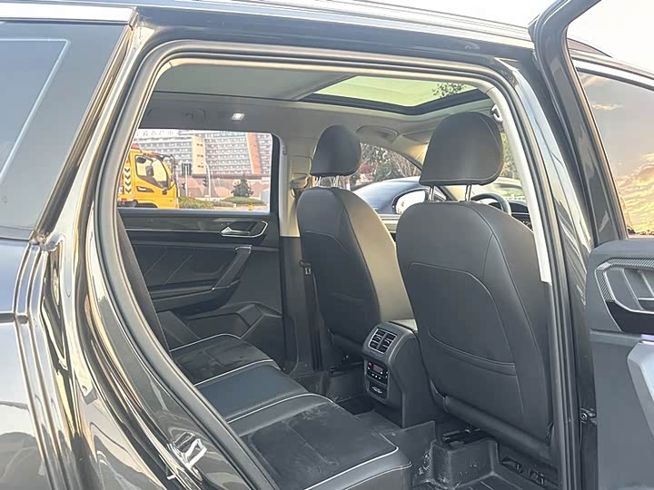 Фото 21 - Volkswagen Tayron