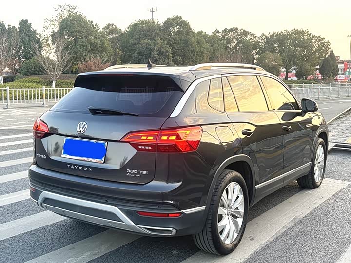 Фото 26 - Volkswagen Tayron