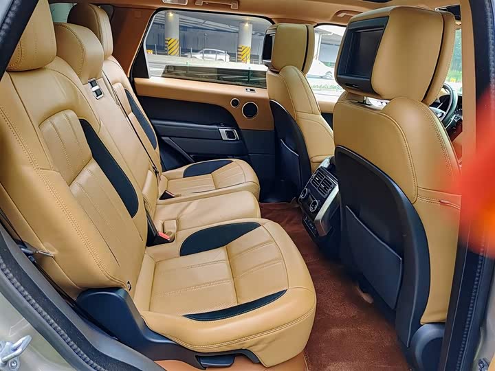 Фото 10 - Land Rover Range Rover Sport