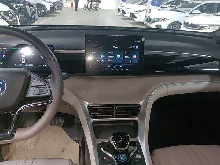 Фото 13 - BYD Song Pro Hybrid