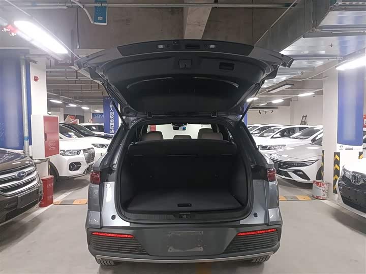 Фото 19 - BYD Song Pro Hybrid