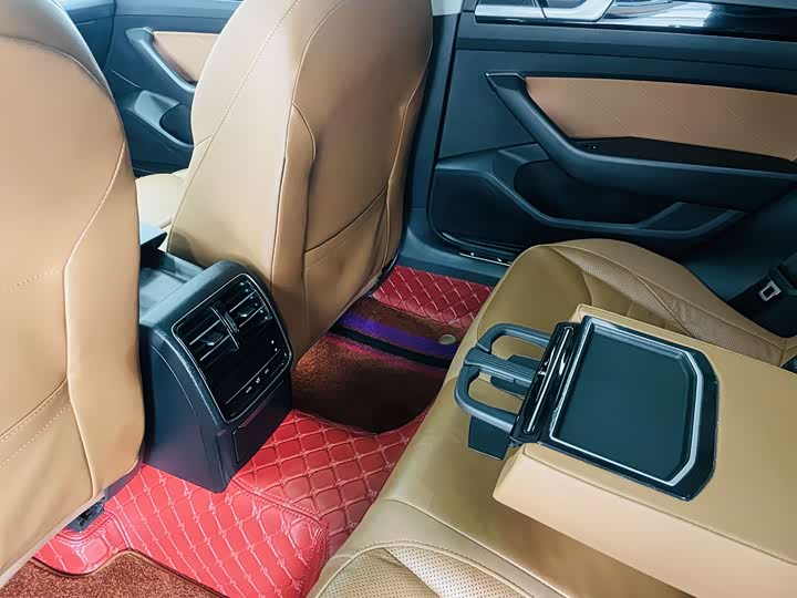 Фото 11 - Volkswagen CC