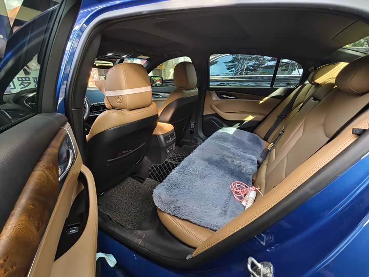 Фото 7 - Cadillac CT5