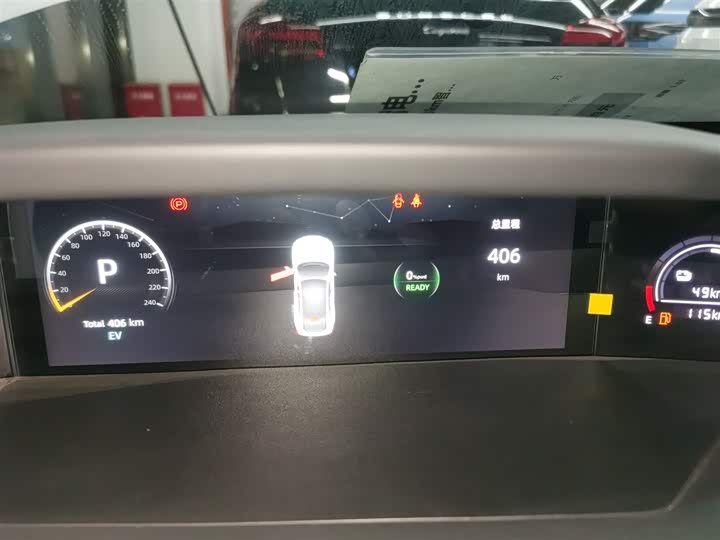 Фото 12 - Changan UNI-V Hybrid