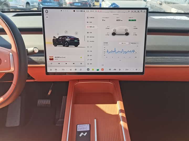 Фото 14 - Nio Onvo L60