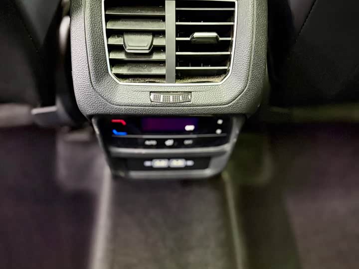 Фото 17 - Volkswagen Tayron