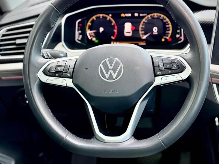 Фото 22 - Volkswagen Tayron