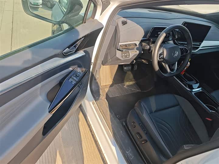 Фото 16 - Volkswagen ID.4 Crozz