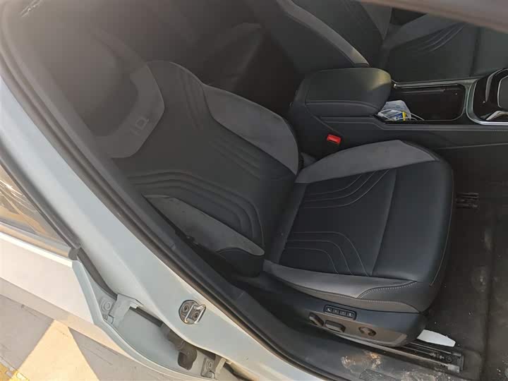 Фото 25 - Volkswagen ID.4 Crozz