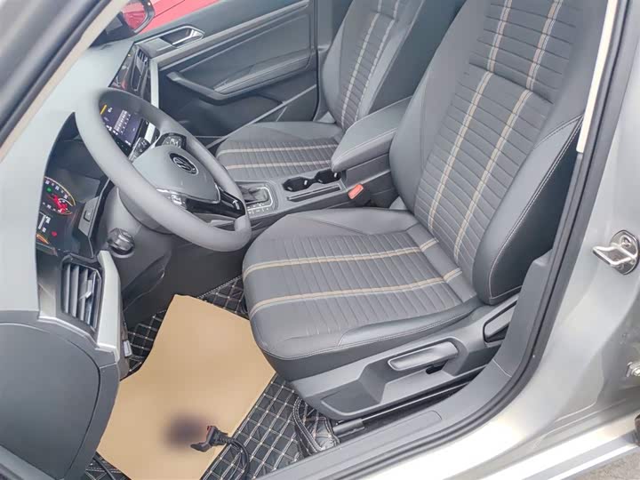 Фото 15 - Volkswagen Lavida