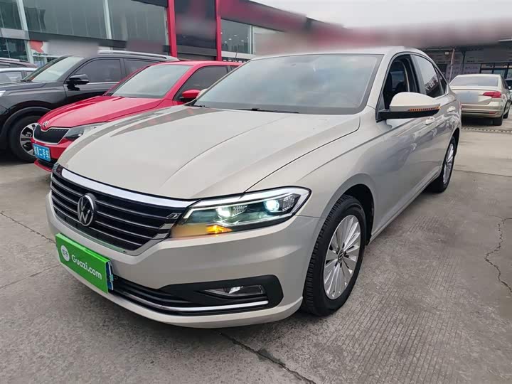 Фото 2 - Volkswagen Lavida