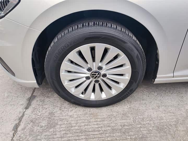 Фото 23 - Volkswagen Lavida