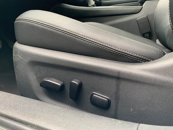 Фото 13 - Nissan Teana