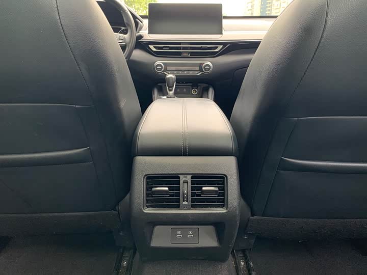 Фото 22 - Nissan Teana