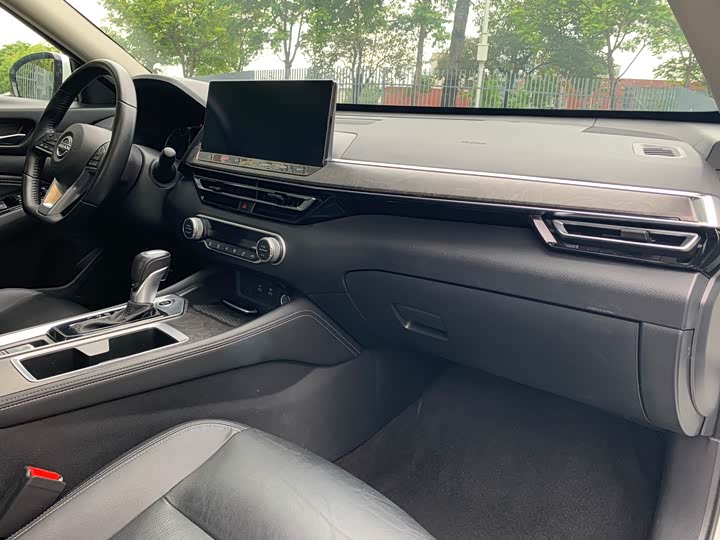 Фото 28 - Nissan Teana