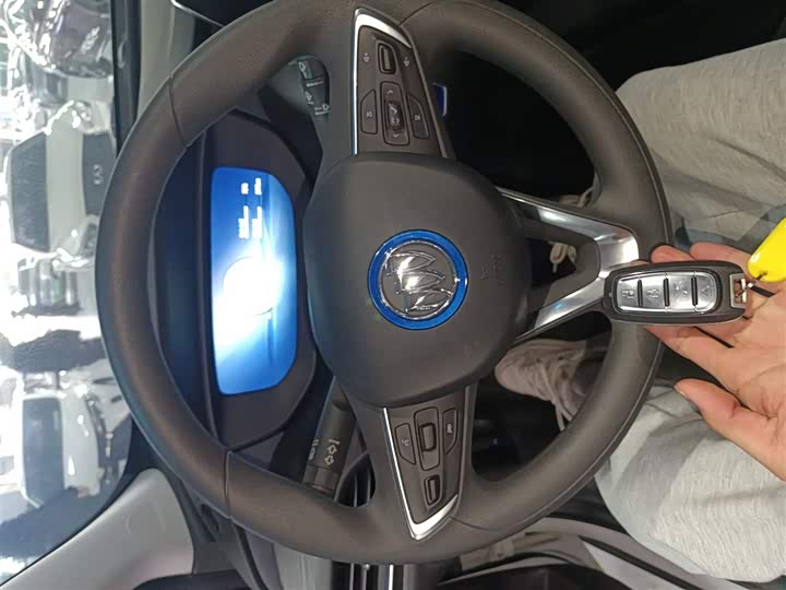 Фото 9 - Buick Velite 6