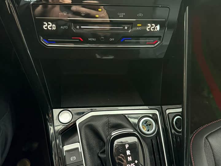 Фото 17 - Volkswagen Tayron