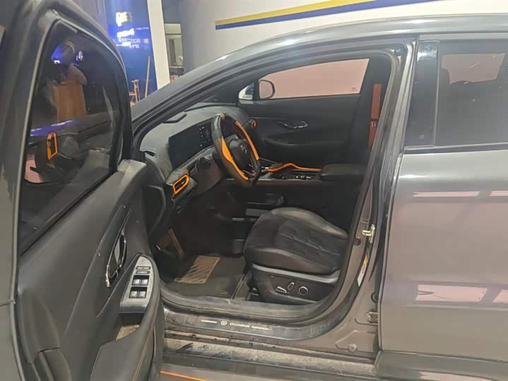 Фото 9 - Changan UNI-T