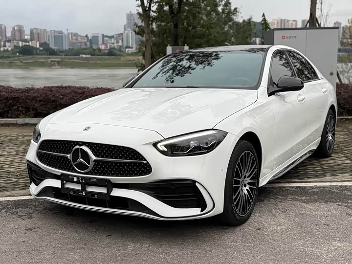 Фото 1 - Mercedes-Benz C-Class