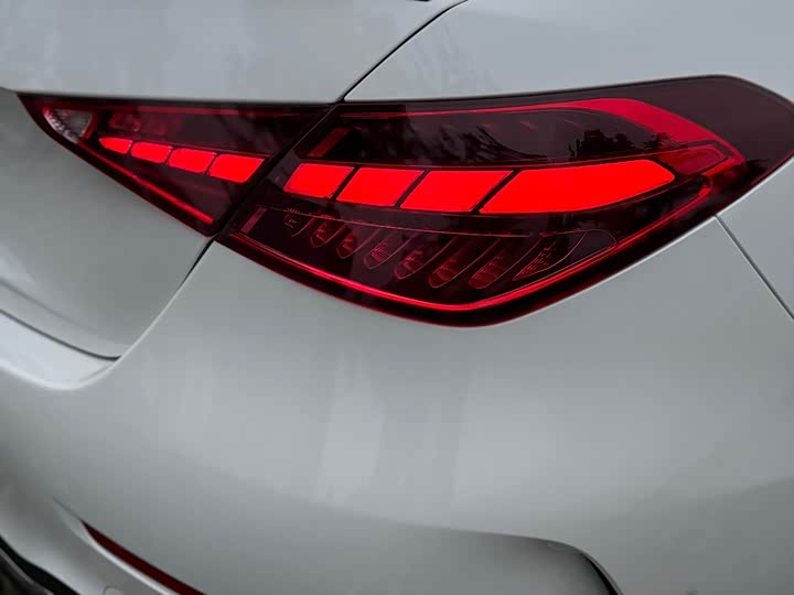 Фото 5 - Mercedes-Benz C-Class