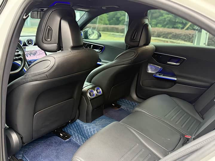 Фото 9 - Mercedes-Benz C-Class