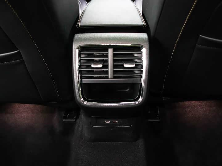 Фото 16 - Skoda Octavia Pro