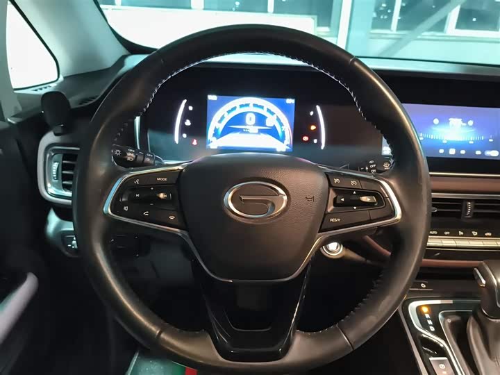 Фото 11 - GAC Trumpchi M6