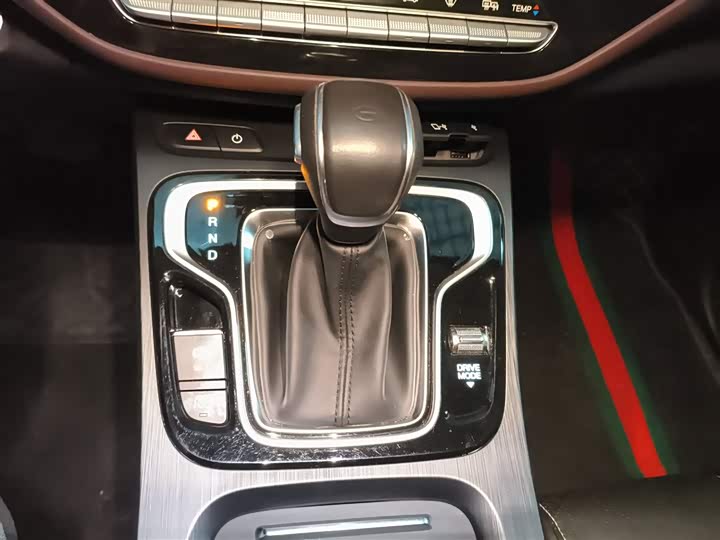 Фото 13 - GAC Trumpchi M6