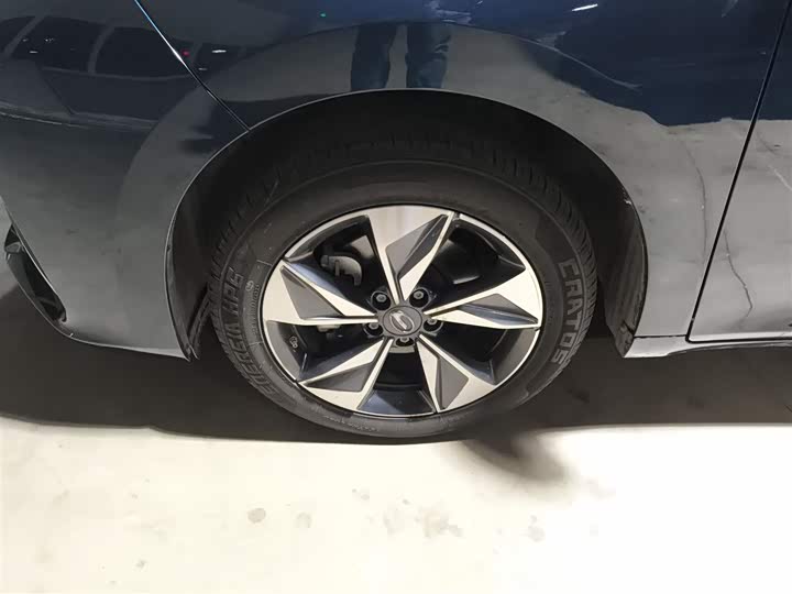 Фото 22 - GAC Trumpchi M6