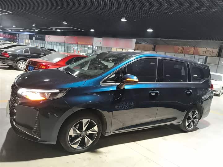 Фото 5 - GAC Trumpchi M6