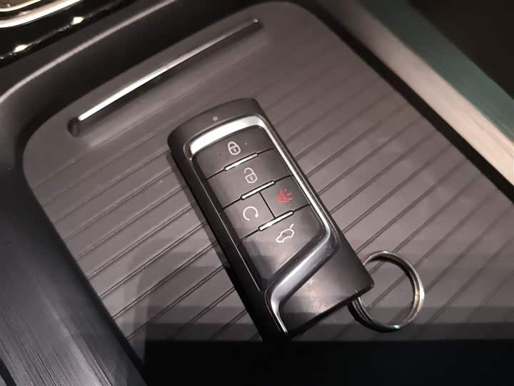 Фото 9 - GAC Trumpchi M6