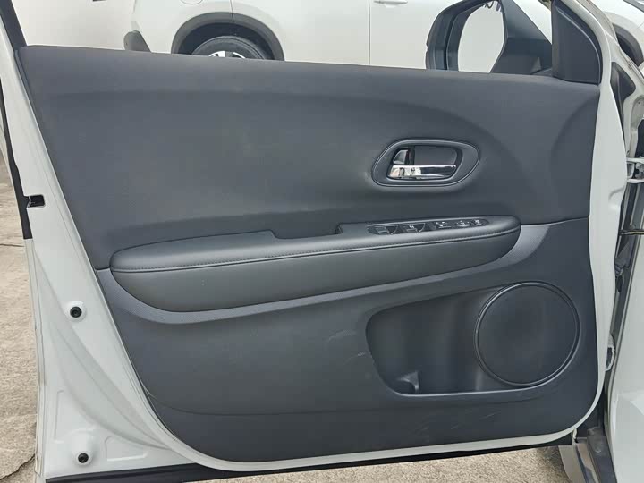 Фото 10 - Honda XR-V