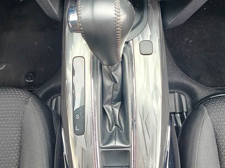 Фото 14 - Honda XR-V