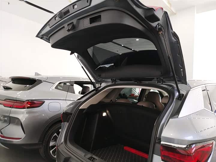 Фото 19 - BYD Yuan Plus