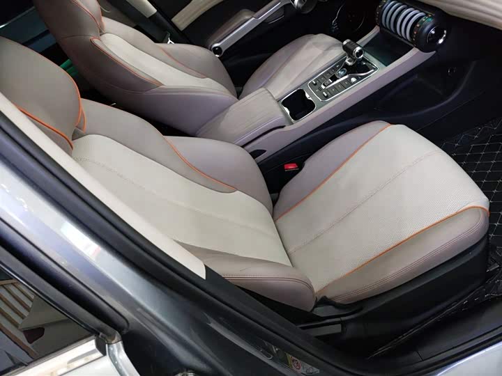 Фото 25 - BYD Yuan Plus