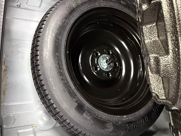 Фото 13 - Honda Vezel