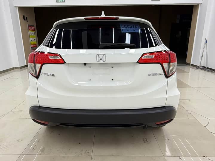 Фото 4 - Honda Vezel