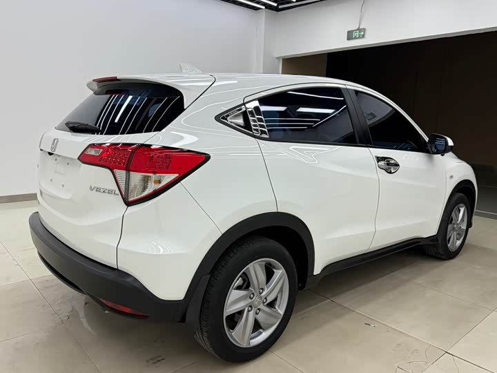 Фото 6 - Honda Vezel