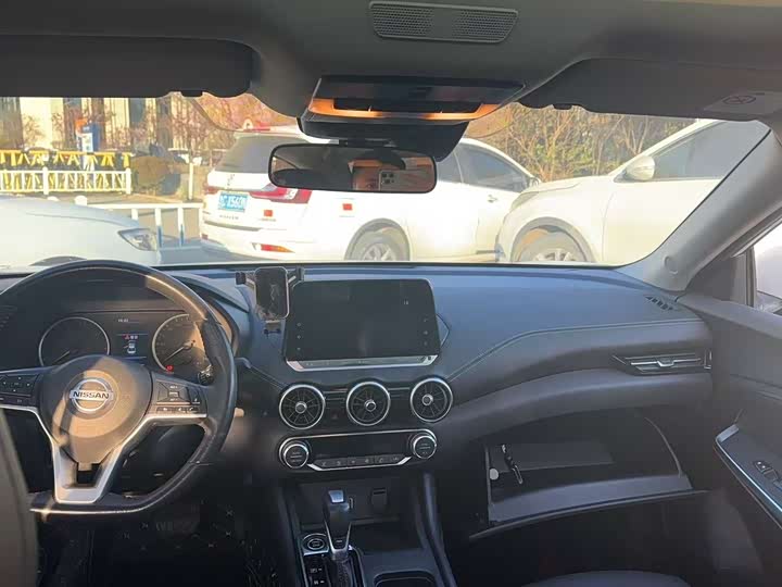 Фото 4 - Nissan Sylphy