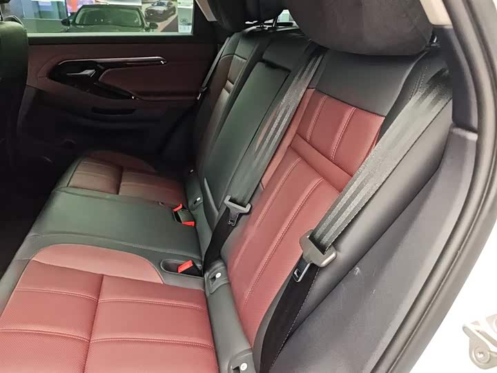 Фото 17 - Land Rover Range Rover Evoque L