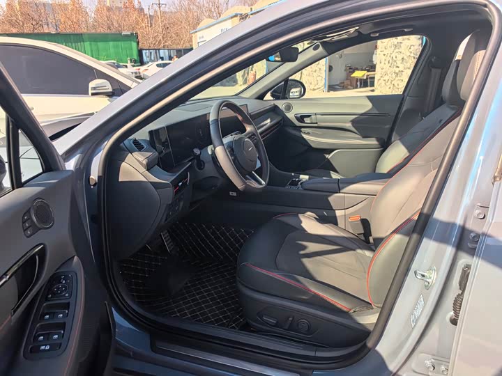 Фото 4 - Hyundai Sonata N Line