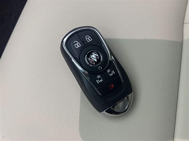 Фото 26 - Buick GL8 ES