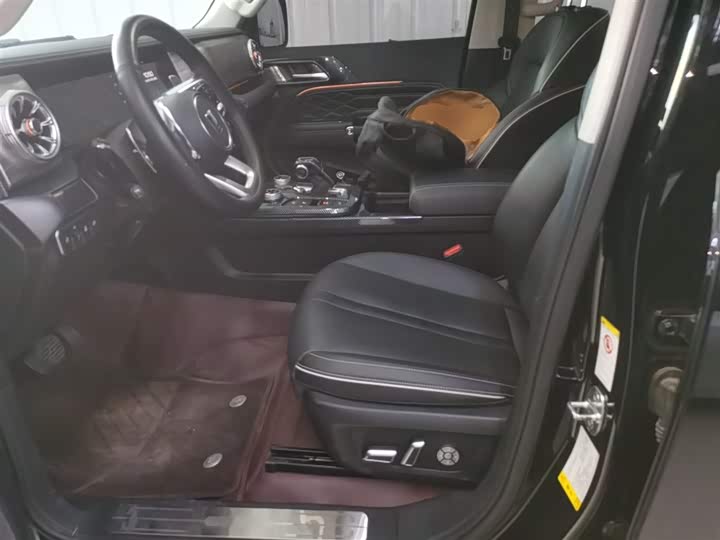 Фото 15 - Tank 300