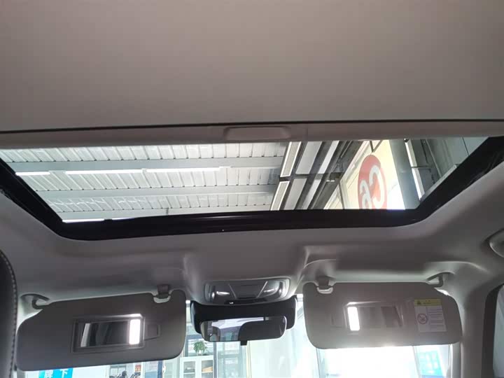 Фото 18 - Tank 300